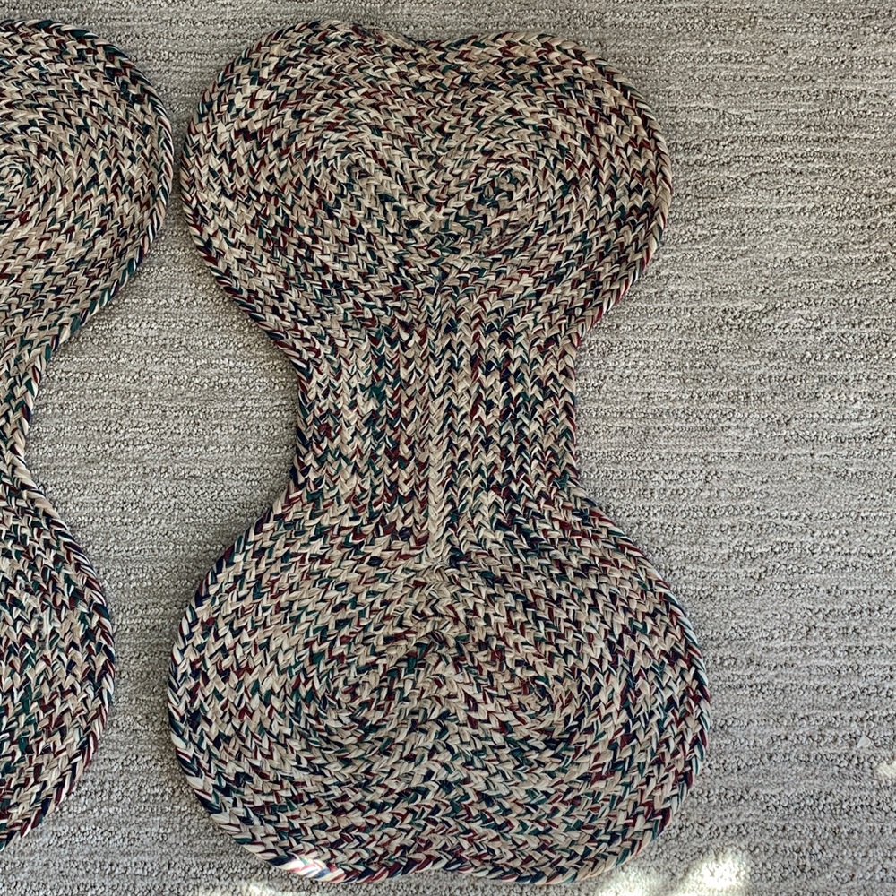NEW 2 Dog/Cat Rag Rug Bone Shape Placemats 24x14.5 🐶 🐈 - Picture 2 of 3